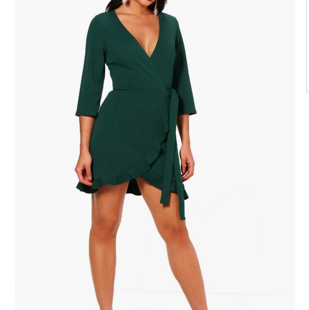 NWT Wrap frill dress 💚